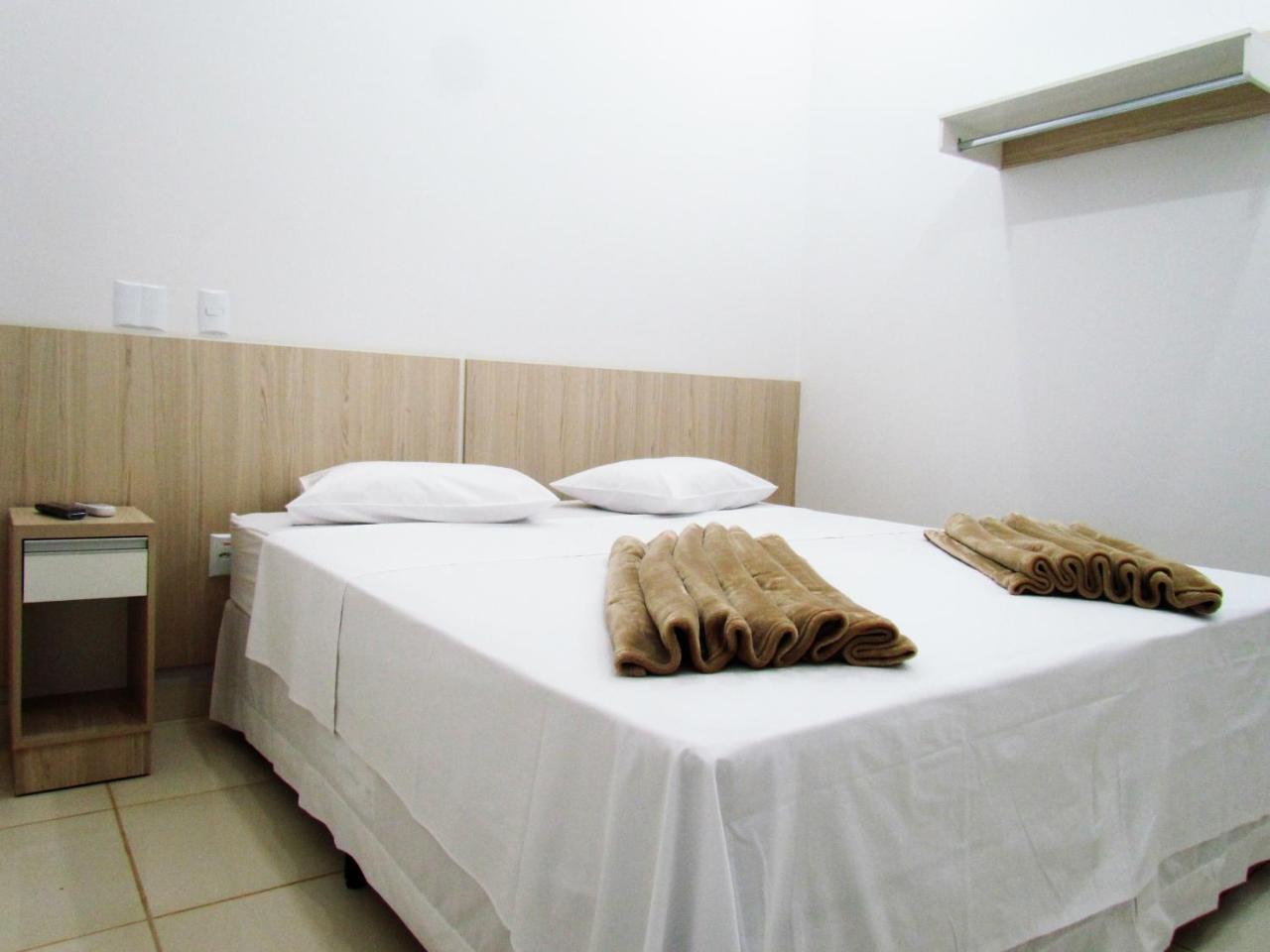 Hotel Oliveiras Trindade  Exteriör bild